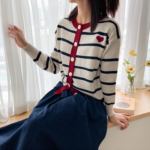 [Planning] Horizontal striped Love Cardigan