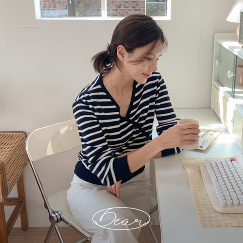 [Dear Short Women] Diagonal Wrap horizontal striped Long-sleeve Knitwear