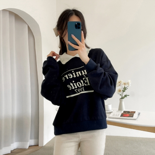 Wave Knit Collar Sweatshirt