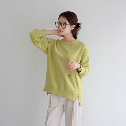 [valyou] Mui Embroidered Unbalanced sweatshirt