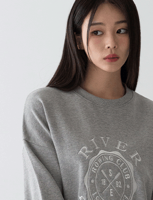 Sailing Round Embroidered Sweatshirt Korea