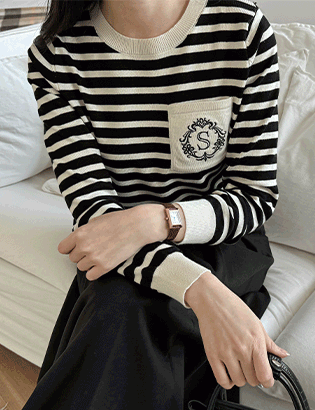 Pocket embroidery horizontal striped Knitwear Korea