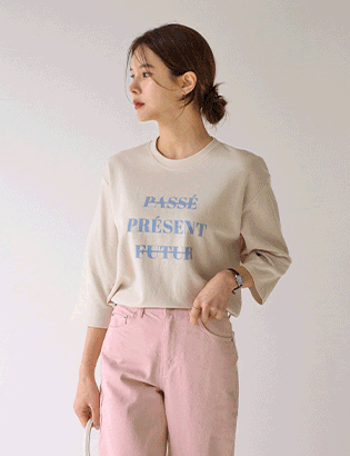 Licent 3/4 sleeve T-shirt Korea