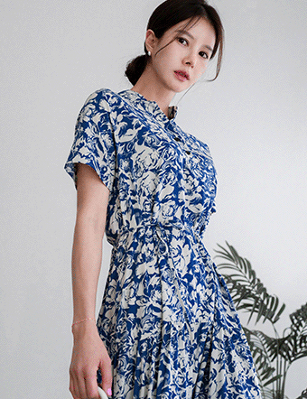 Rose Flower Short-Sleeved Dress Korea