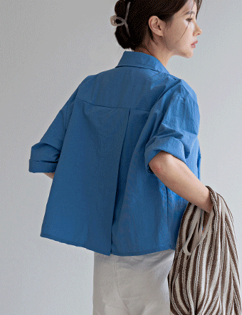 Layered Slit Rustling Embroidery Short-Sleeved Shirt Korea