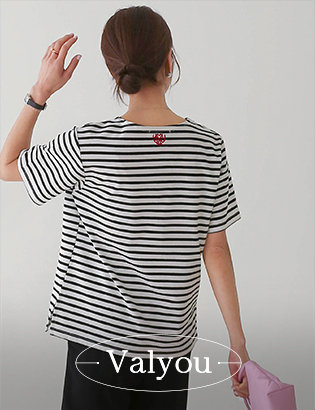 [valyou] Heart embroidery horizontal striped Short-sleeve T-shirt Korea