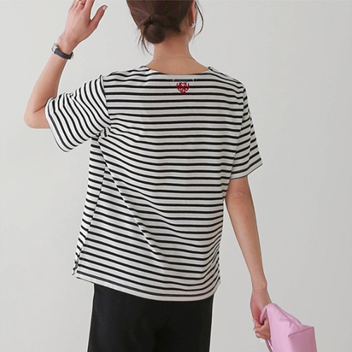 [valyou] Heart embroidery horizontal striped Short-sleeve T-shirt