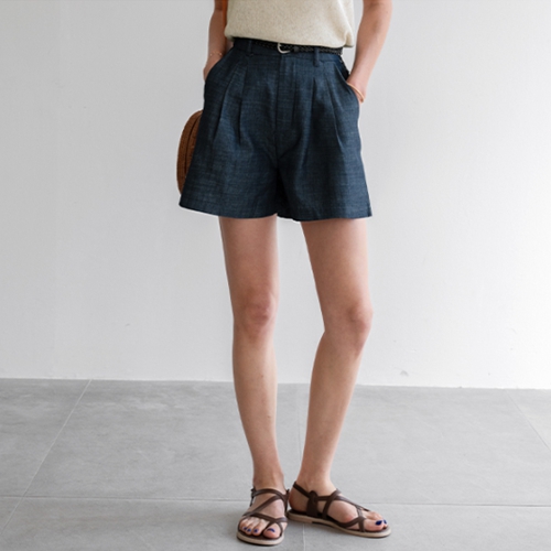 Pintuck Belt Set Denim Shorts