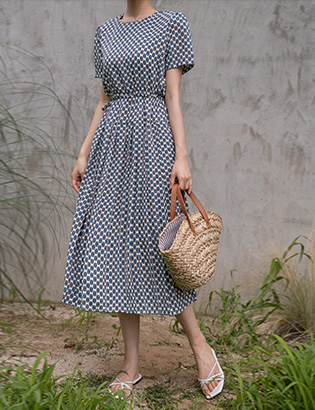 Half Patterns Pleats Dress Korea