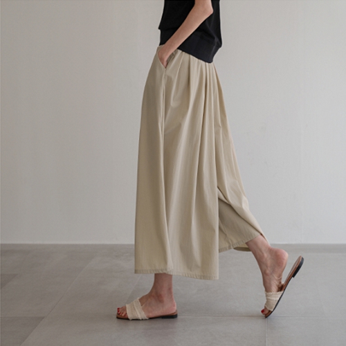 Two-pin tuck rustling skirt pants