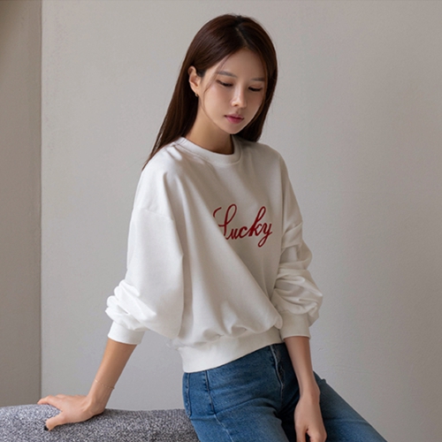 Autumn Lucky Embroidered Sweatshirt