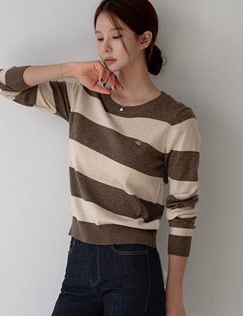 Goldie horizontal striped primium Knitwear Korea