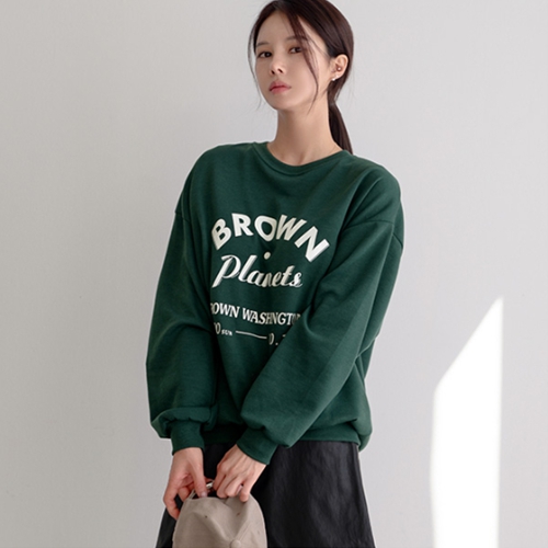 [Planning] Brown-printed basic sweatshirt