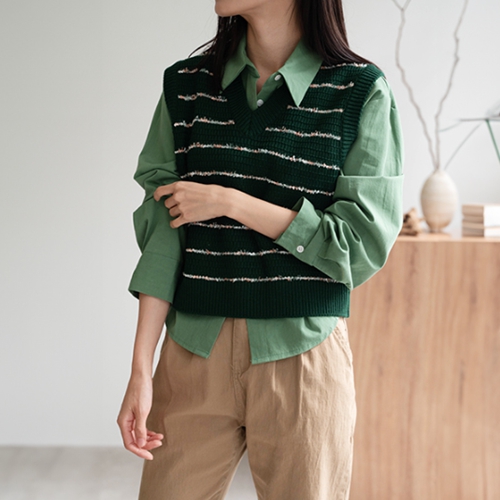 Feather V-neck Knitwear Vest