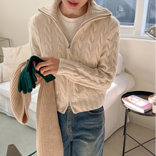 Cozy Twiddle Knitwear Zip up