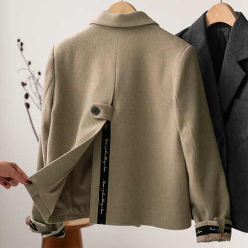 Lettering Line Back Slit Bizo Jacket