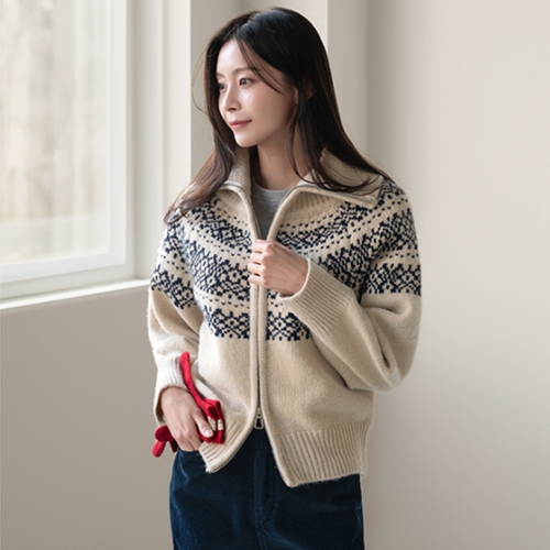 Nordic Highneck Zip up Knitwear