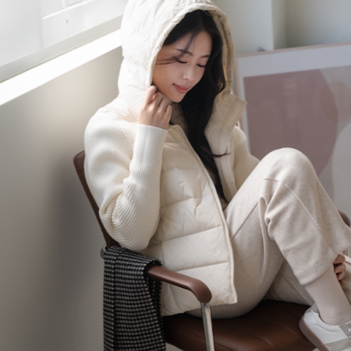 Monty knit sleeved duck down Padding