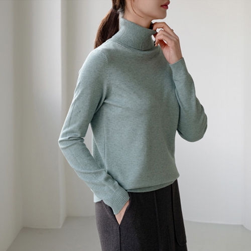 Soft Basic Turtleneck Knitwear