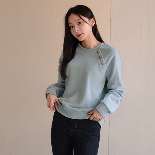 Diagonal Gold Button fleece lined sweatshirt