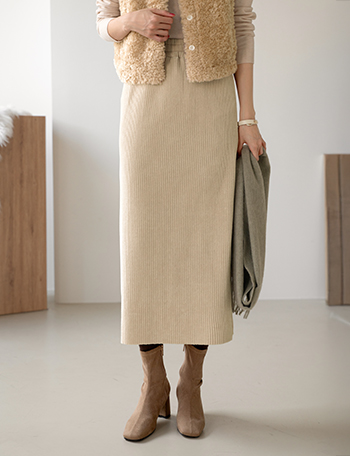 Corrugated Long Beloa Slit Skirt Korea