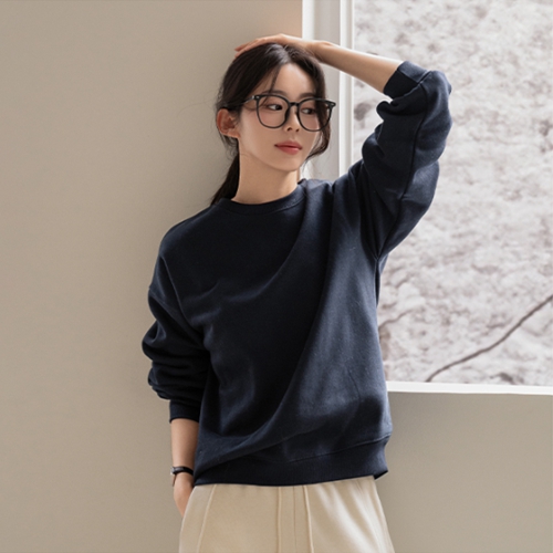 Mini tag fleece lined sweatshirt