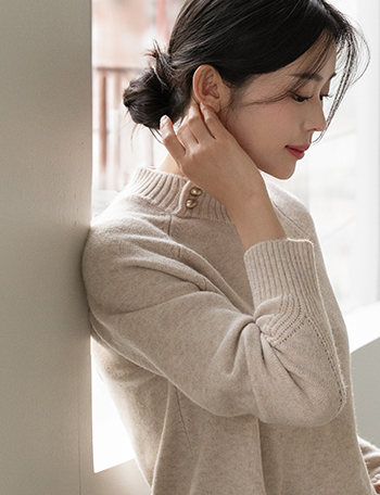 Wico Button Half Turtleneck Knitwear Korea