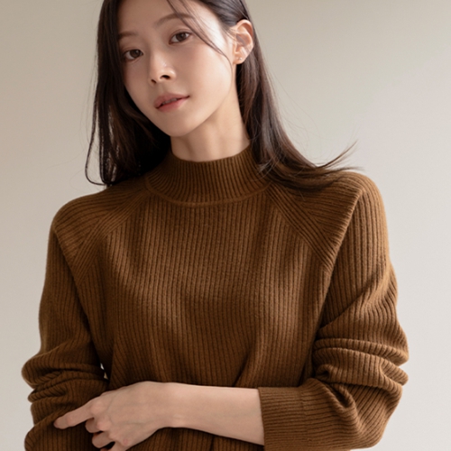Marie ribbed half-turtleneck knitwear