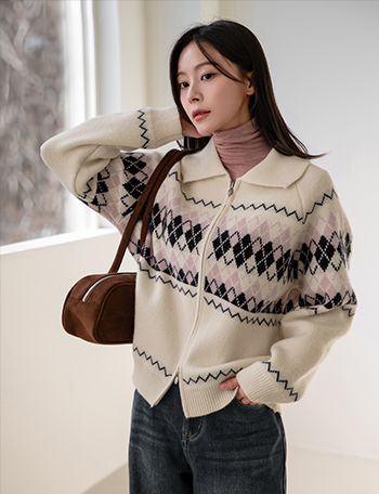 Color matching Argyle Two-way Zip up Korea