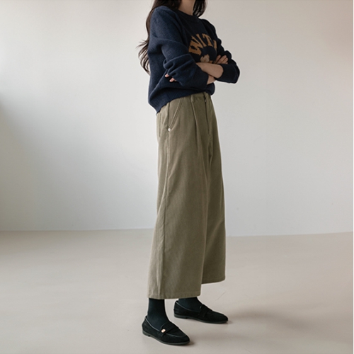 Corduroy 8 quarter length fleece lined Banding Pants