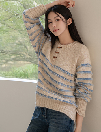 Soybean button horizontal striped Ramswool Knitwear Korea