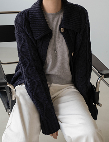 Loose Fit Twiddle Collar Cardigan Korea