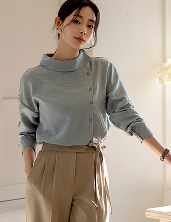 [valyou] Diagonal 버튼 Collar Blouse Korea