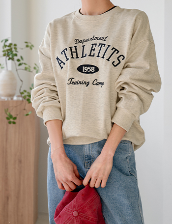Atlanta embroidery  sweatshirt Korea