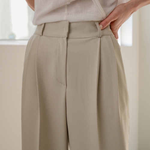 Romantic Wide Two-pin tuck Pants