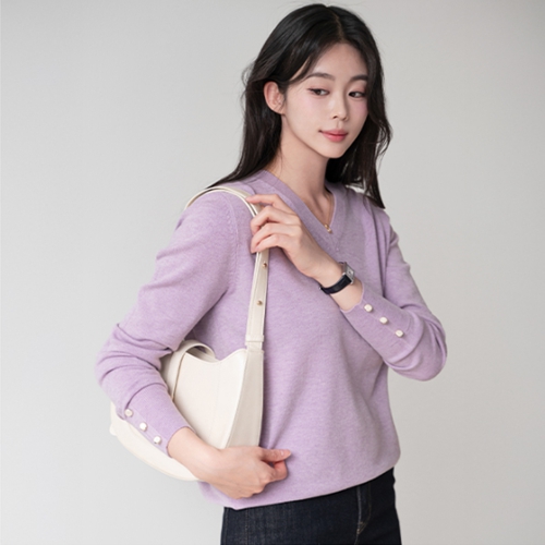 V-neck Sleeve Button Knitwear