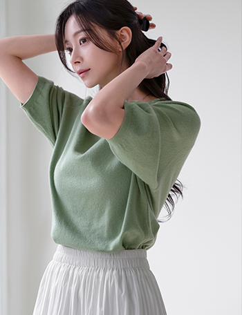 Stunning Roll Neck Short-sleeve Knitwear Korea