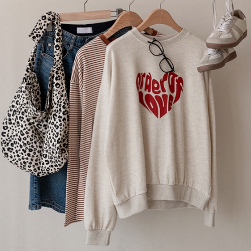 Day heart printed sweatshirt