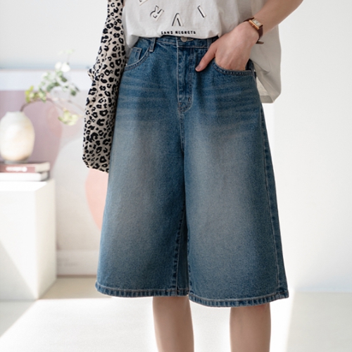 Bermuda Back Banding Denim Pants