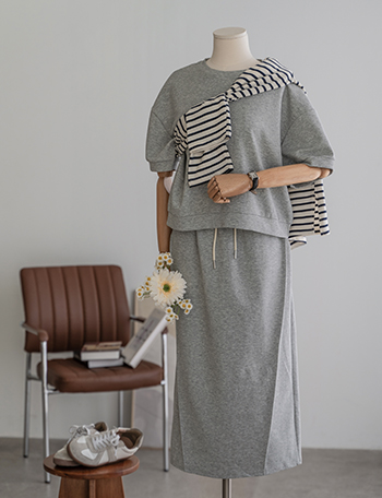 Short-sleeve T-shirt Skirt Set Korea