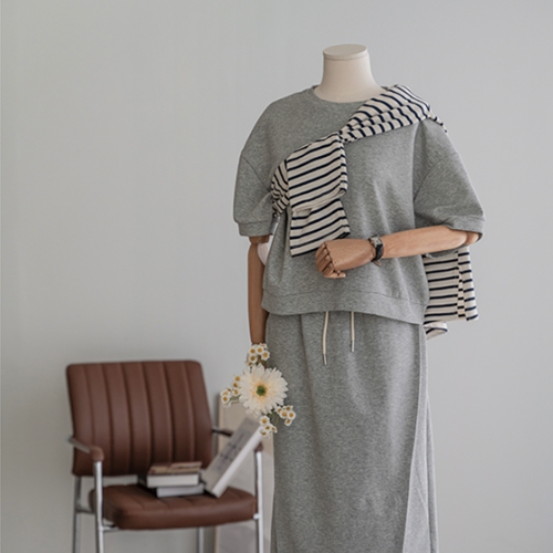 Short-sleeve T-shirt Skirt Set