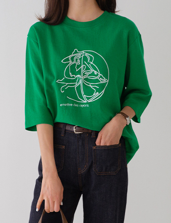 Nouvo Embroidery Short-sleeve T-shirt Korea