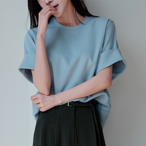 Antique Roll-Up Cabra T-shirt