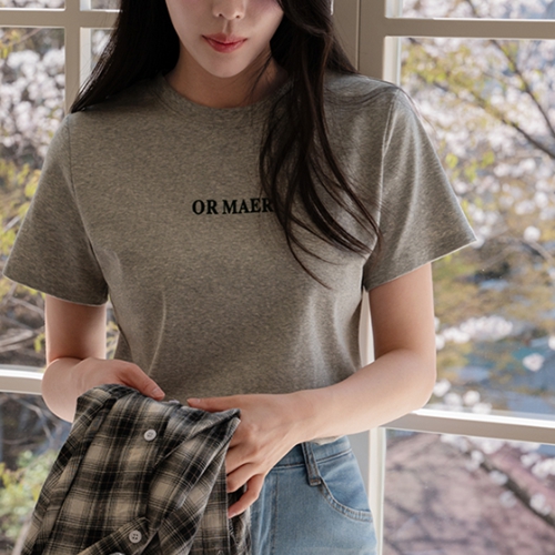 Lucy Daily Short-sleeve T-shirt