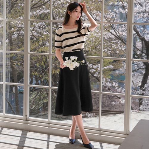 Square neck horizontal striped Knitwear
