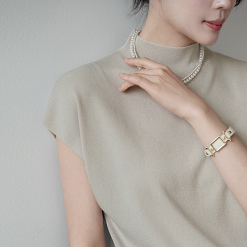 Grace Half-Turtleneck Raglan Knitwear