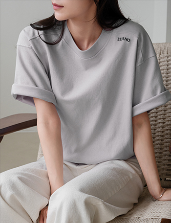 Uni Incision Short-sleeve T-shirt Korea