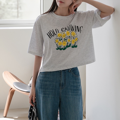 [Special Sale] Dumble Flower Short-sleeve T-shirt