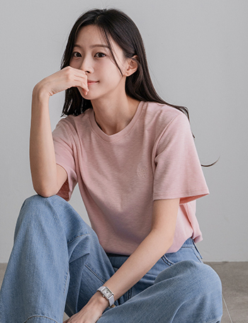 Modal spandex embroidered T-shirt Korea