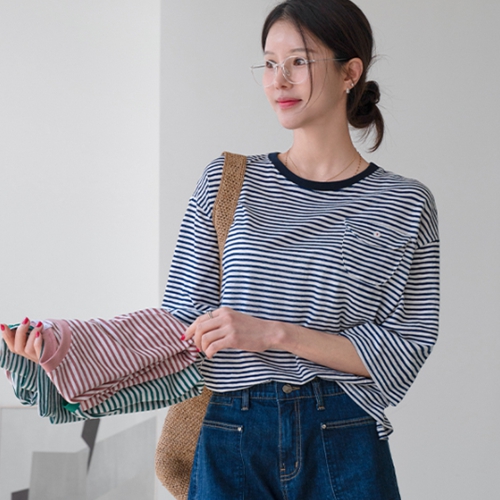 [Special Sale] Horizontal striped Pocket Loose fit T-shirt